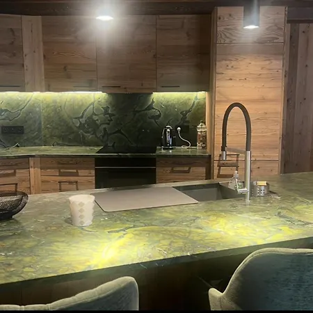 Nouveau 3 Chambres, Parking Et Wifi A * Val-dʼIsère