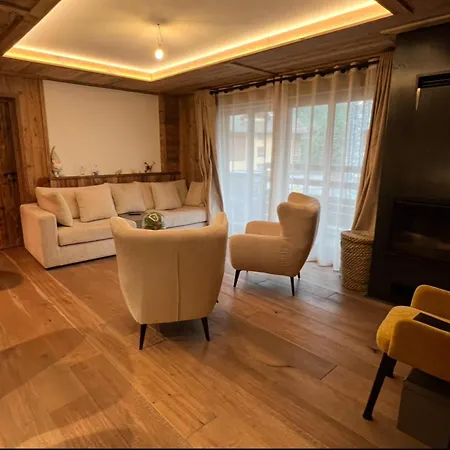 Nouveau 3 Chambres, Parking Et Wifi A Val-dʼIsère